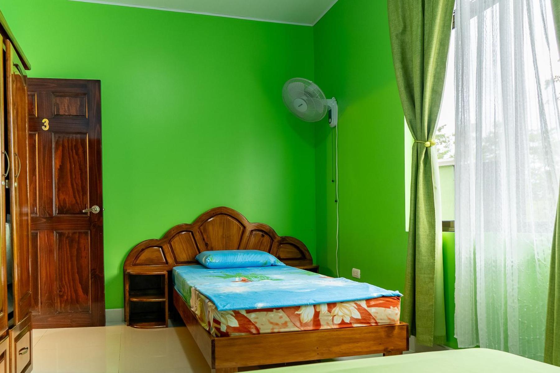 קפוס Yellow House מראה חיצוני תמונה